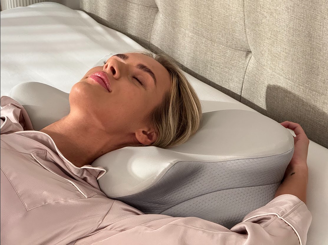 Close up of neck support on memory foam